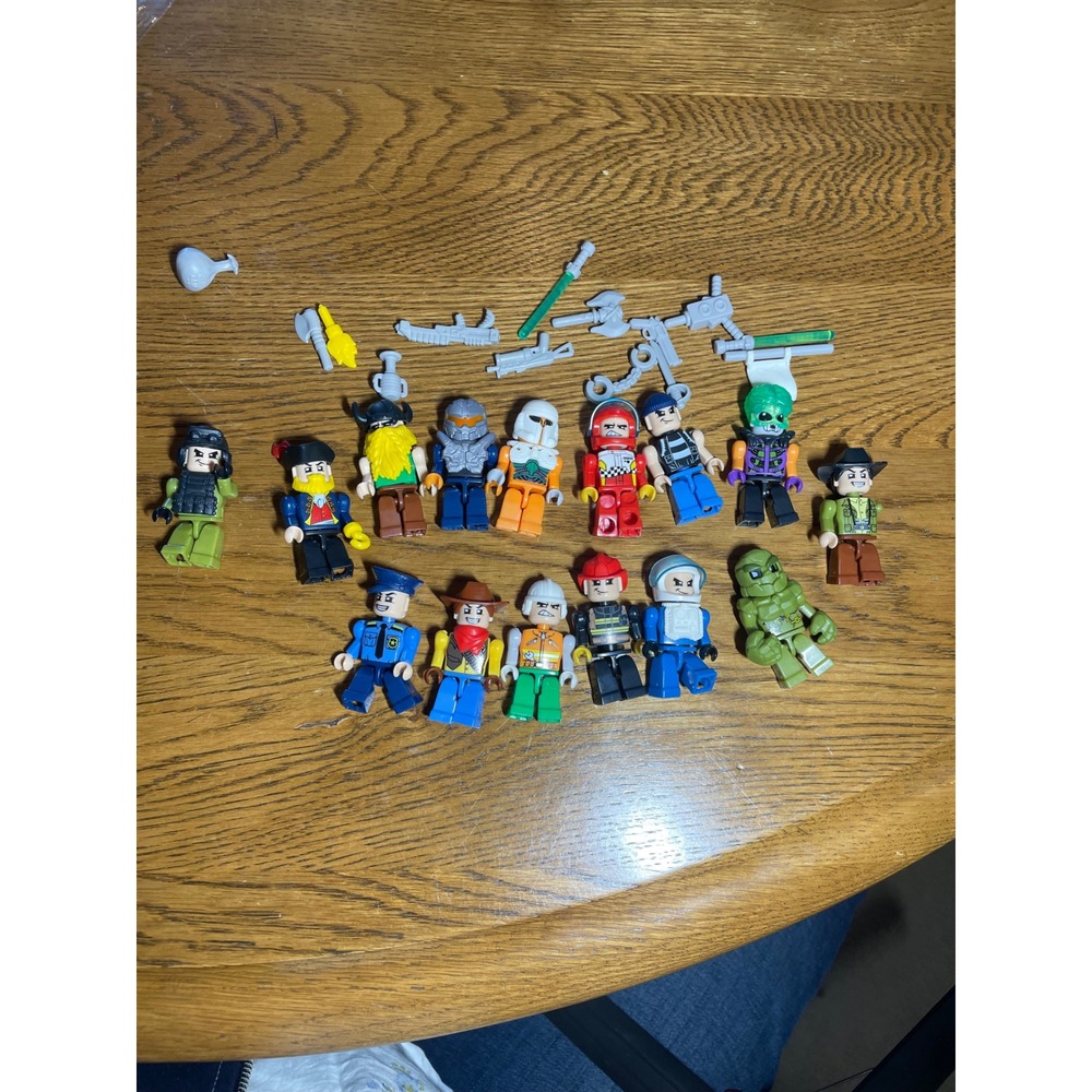 Zuru max build Lot Building Block Figures Pirate Viking Sci-Fi Accessories